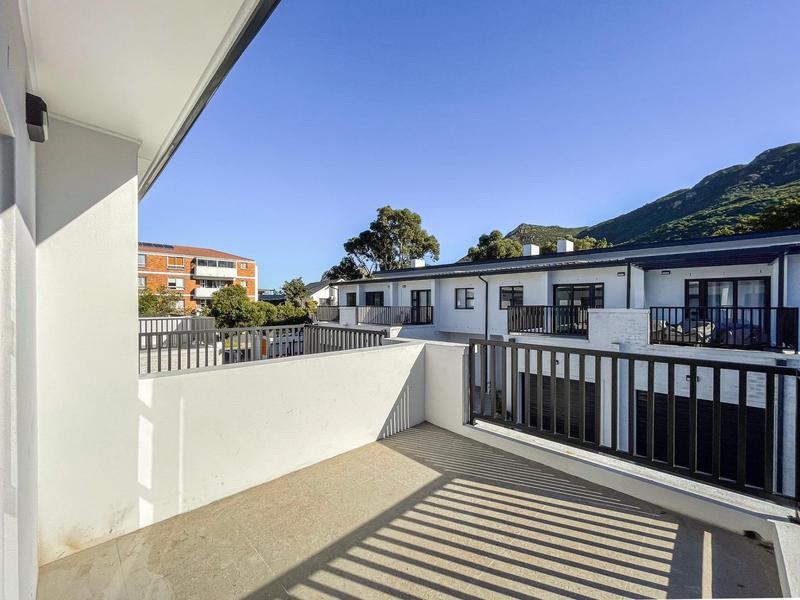 To Let 3 Bedroom Property for Rent in Hout Bay Western Cape